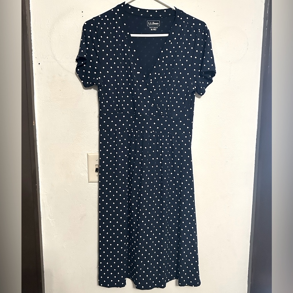 L.L. Bean / Women’s Summer Knit Dress in Navy Organic Dot Pattern size Medium